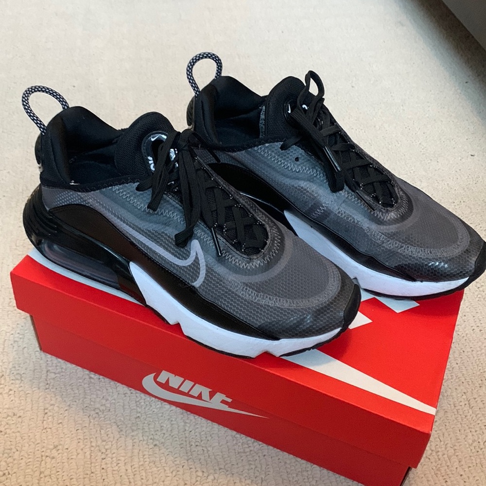 Nike Air Max 2090